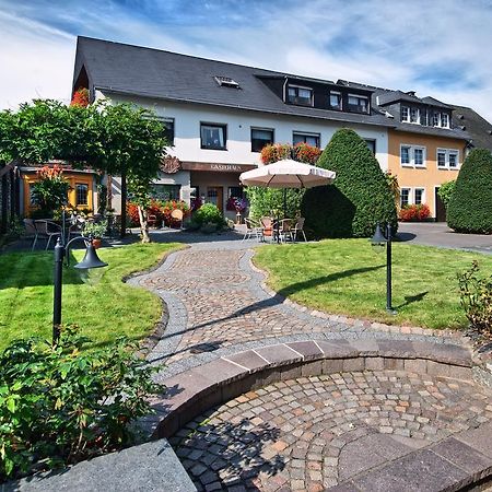 ホテルWein & Gastehaus Hermeshof トリッテンハイム エクステリア 写真