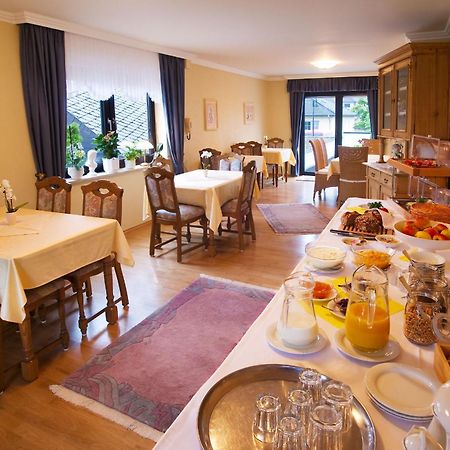 ホテルWein & Gastehaus Hermeshof トリッテンハイム エクステリア 写真