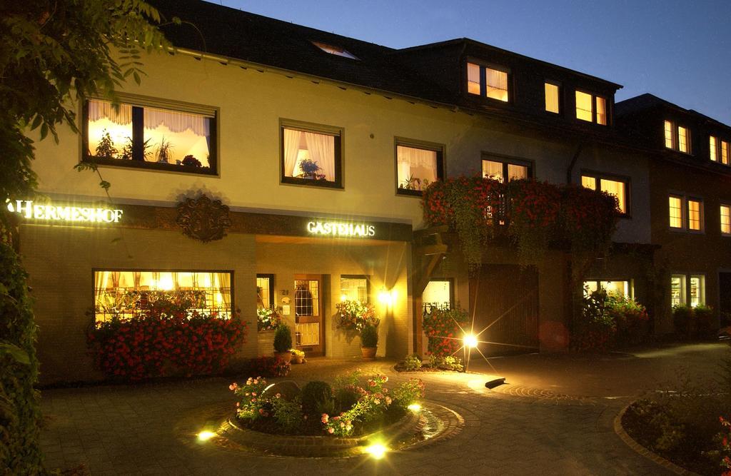 ホテルWein & Gastehaus Hermeshof トリッテンハイム エクステリア 写真